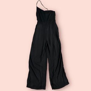 Abercrombie one shoulder jumpsuit with pockets